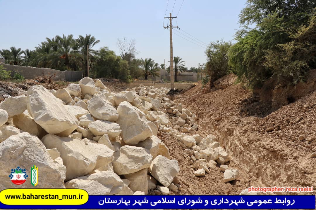 عملیات اجرایی تکمیل دیوار حفاظتی خیابان عابدان و صالحان آغاز شد