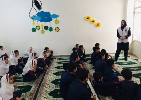 برگزاری کلاس آموزشی تکریم سالمندان در مدارس شهر جم