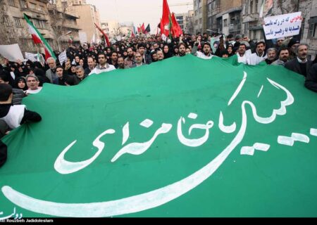 یوم الله ۹ دی؛ باشکوه ترین حرکت حماسی مردم جمهوری اسلامی ایران است
