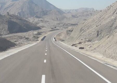 ۱۱ کیلومتر از باند دوم جاده جم- فیروزآباد زیر بار ترافیک می‌رود
