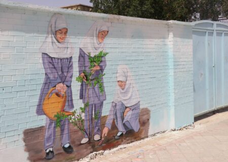 تکمیل عملیات نقاشی و دیوار نویسی روی دیوارهای سطح شهر
