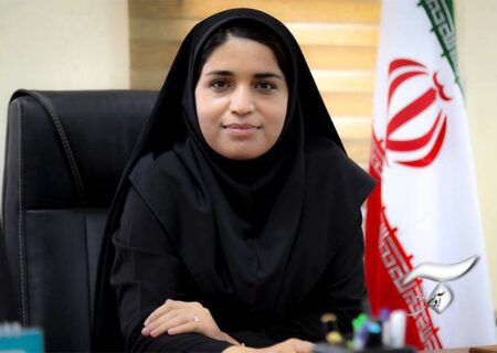 حضور وزیر نفت در شهر بهارستان برای افتتاح مدرسه شهید فخری‌زاده