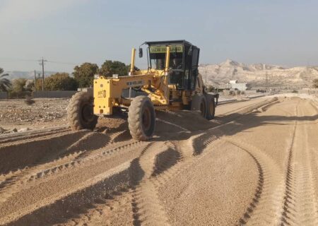 عملیات زیرسازی خیابان موعود شهر بهارستان آغاز شد