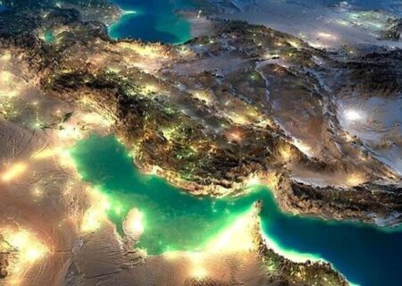 عضو کمیسیون امنیت ملی:امنیت خلیج فارس نیازی به حضور بیگانگان ندارد