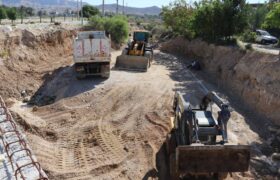 عملیات احداث دستک پل خیابان نخلستان شهر بهارستان آغاز شد